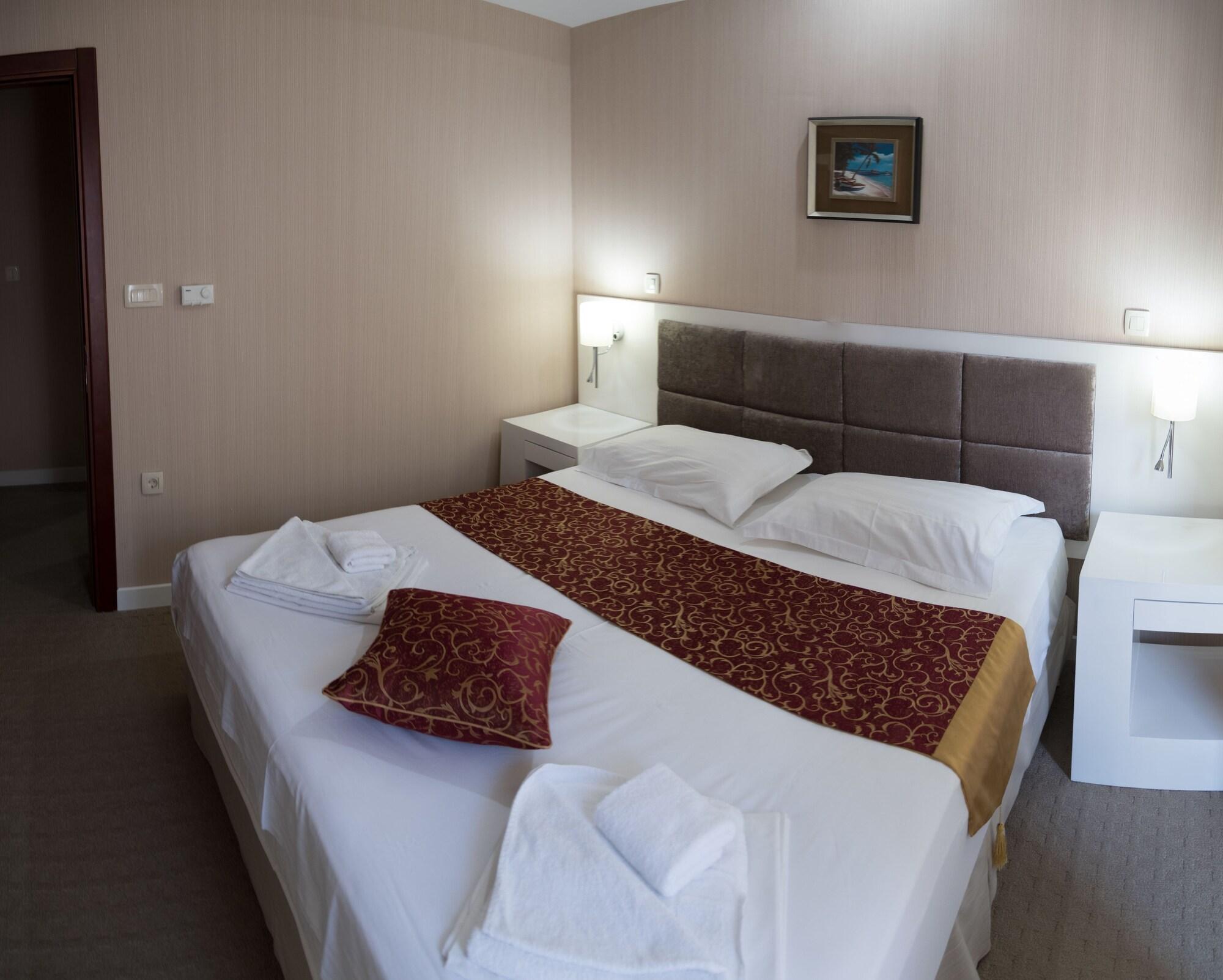 Hotel Smokva Pag Pag Town Extérieur photo