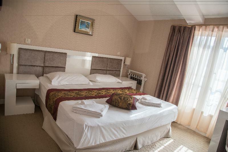 Hotel Smokva Pag Pag Town Extérieur photo